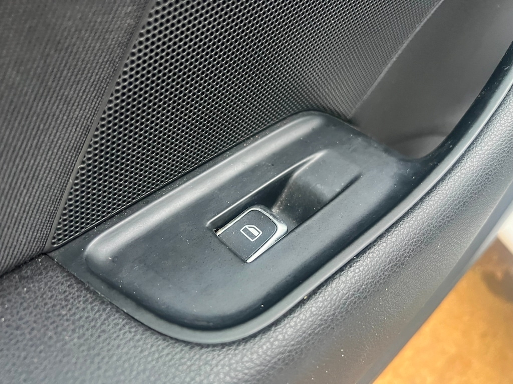 Used Audi A3 2016 for sale - 77165618: Photo 38