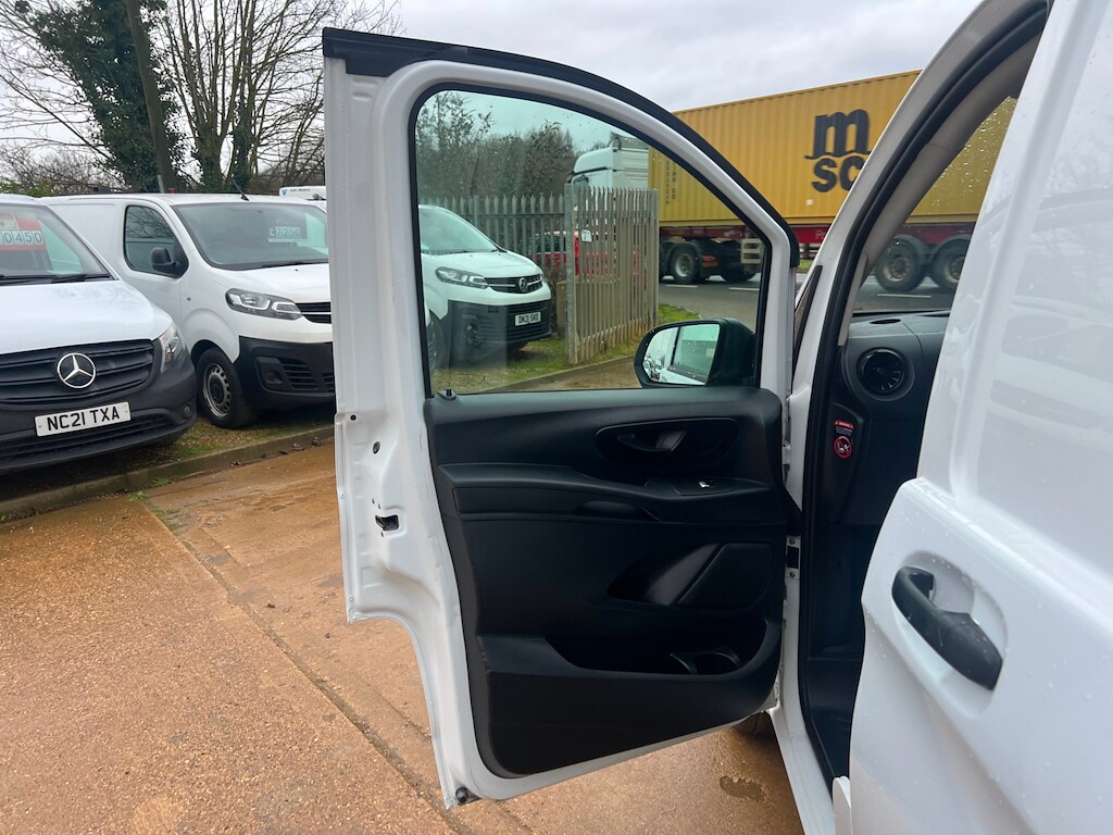 Used Mercedes-Benz Vito 2022 for sale - 76738535: Photo 42