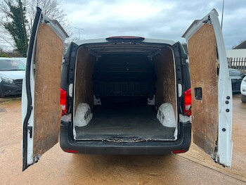 Used Mercedes-Benz Vito 2022 for sale - 76738535: Photo