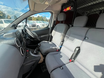 Used Peugeot Partner 2016 for sale - 76847320: Photo
