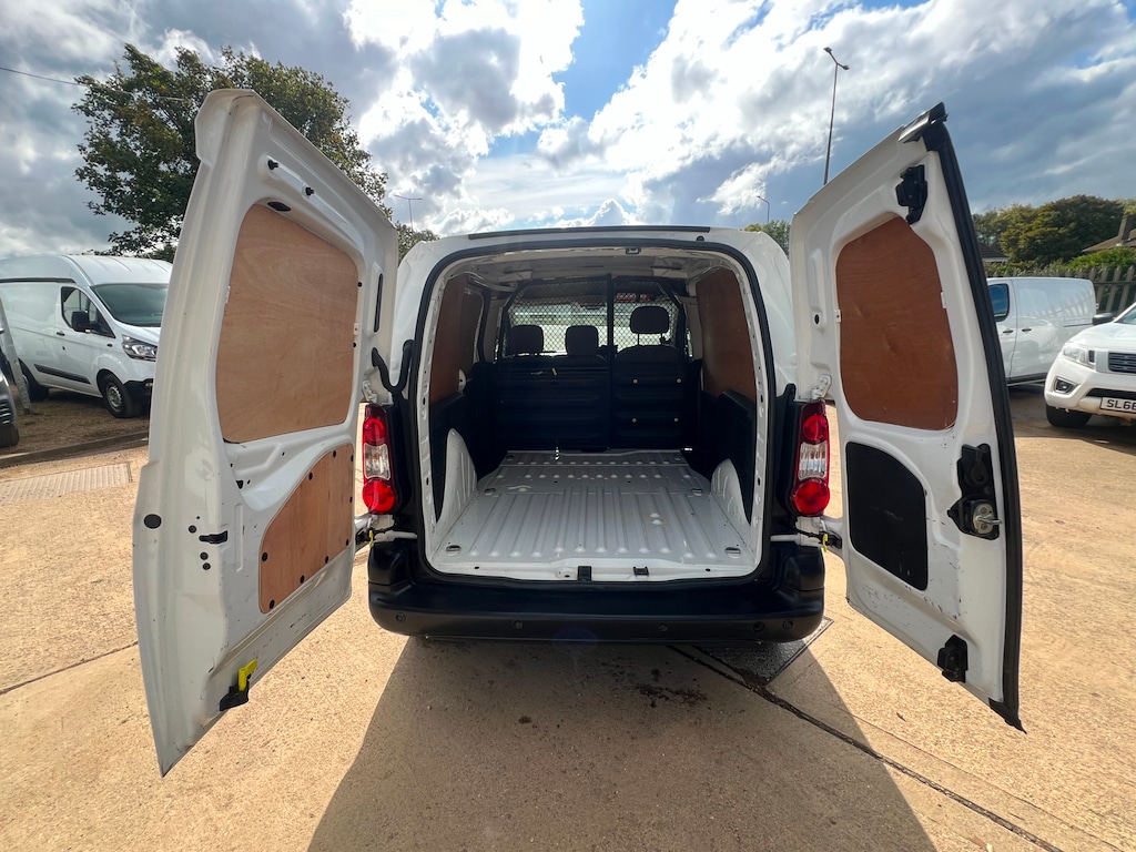 Used Peugeot Partner 2016 for sale - 76847320: Photo 4