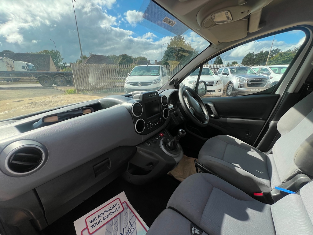 Used Peugeot Partner 2016 for sale - 76847320: Photo 40