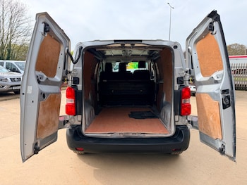 Used Peugeot Expert 2018 for sale - 78022706: Photo