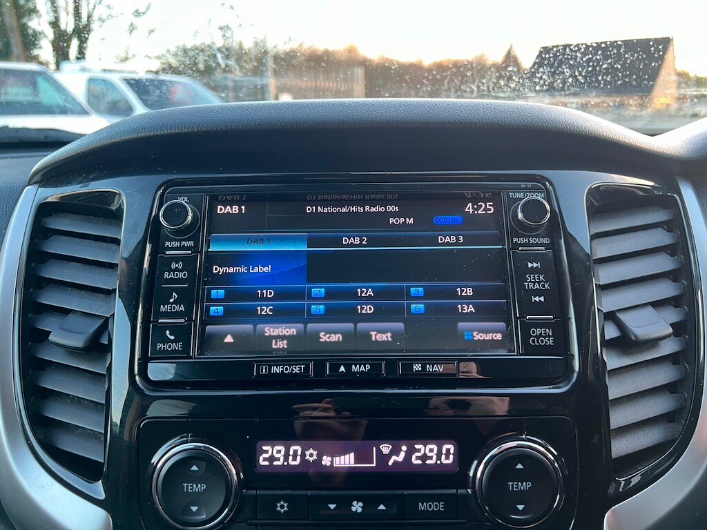 Used Mitsubishi L200 2017 for sale - 76640652: Photo 70