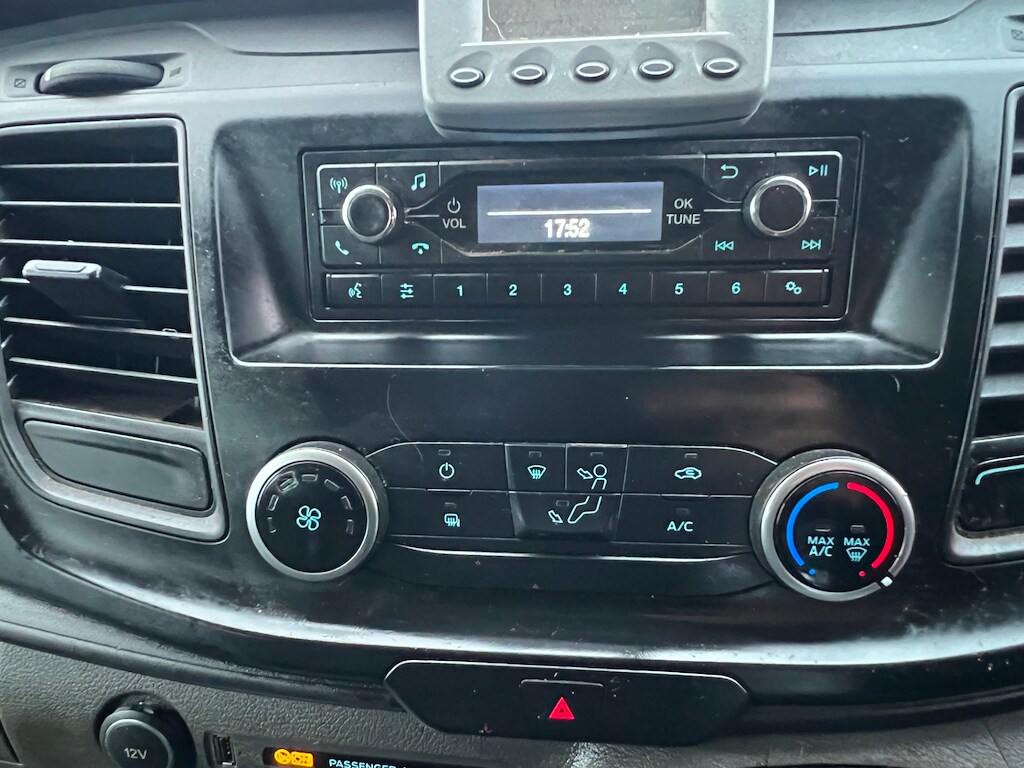 Used Ford Transit Custom 2018 for sale - 77532422: Photo 92