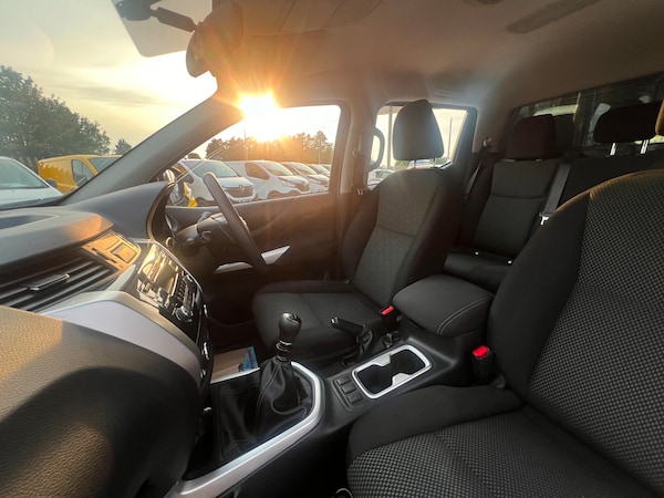 Used Nissan Navara 2021 for sale - 75571713: Photo 39