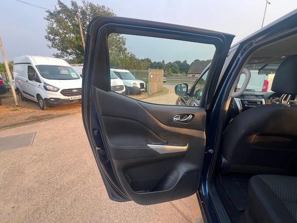 Used Nissan Navara 2021 for sale - 75571713: Photo 42