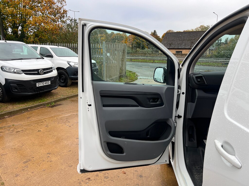 Used Vauxhall Vivaro 2021 for sale - 76322093: Photo 46