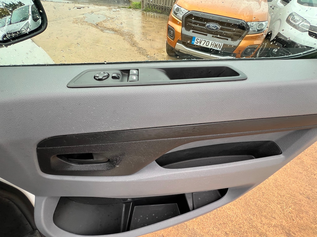 Used Vauxhall Vivaro 2021 for sale - 76322093: Photo 81