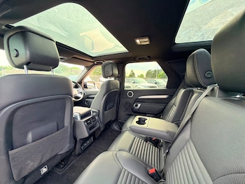 Used Land Rover Discovery 2022 for sale - 79039945: Photo