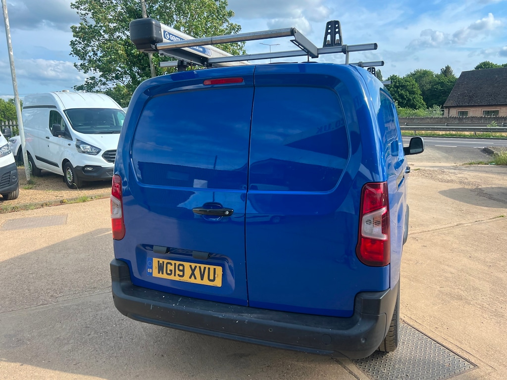 Vehicle 19