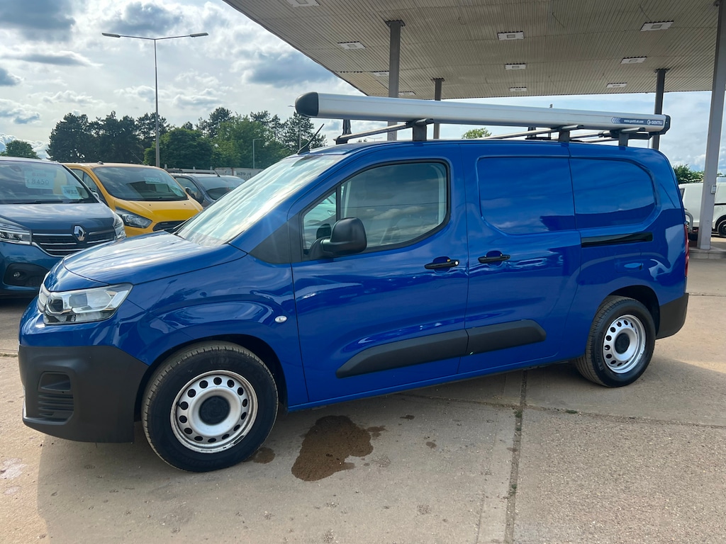 Vehicle 27