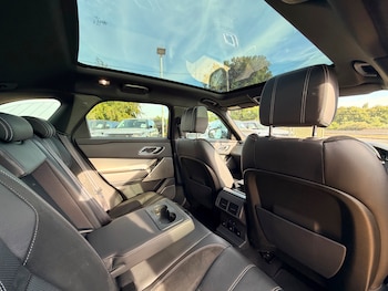 Used Land Rover Range Rover Velar 2017 for sale - 79344251: Photo