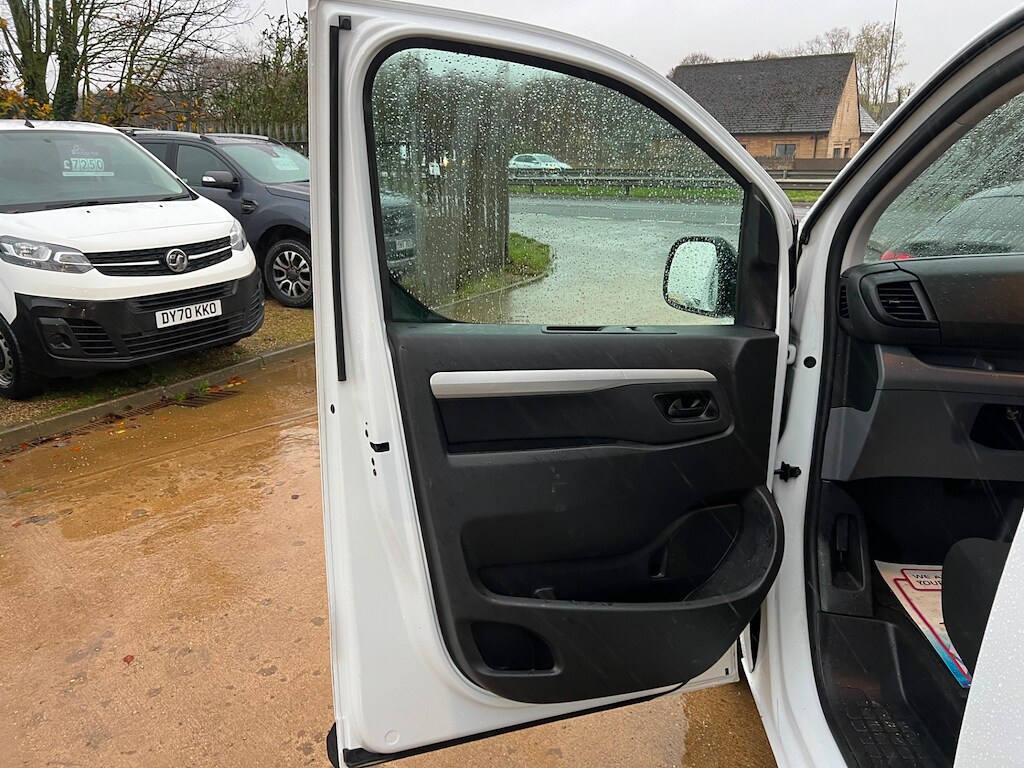 Used Citroen Dispatch 2022 for sale - 76534132: Photo 31