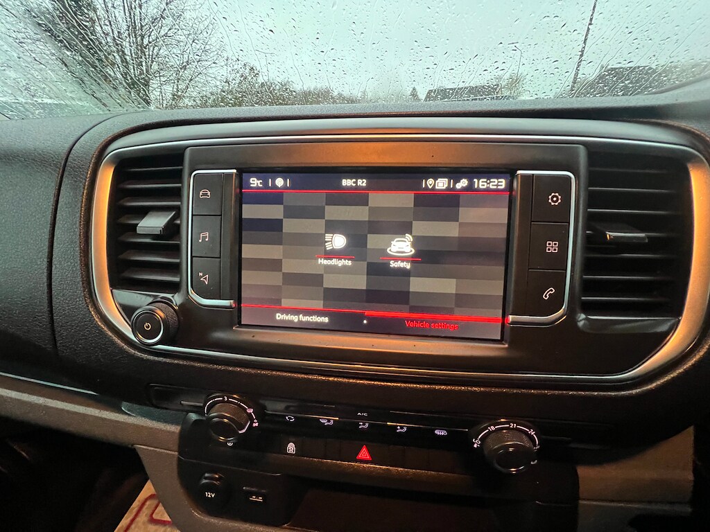 Used Citroen Dispatch 2022 for sale - 76534132: Photo 54