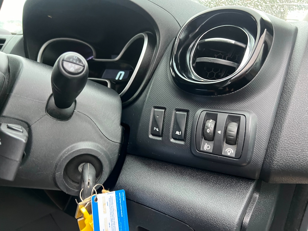 Used Vauxhall Vivaro 2018 for sale - 77640997: Photo 69