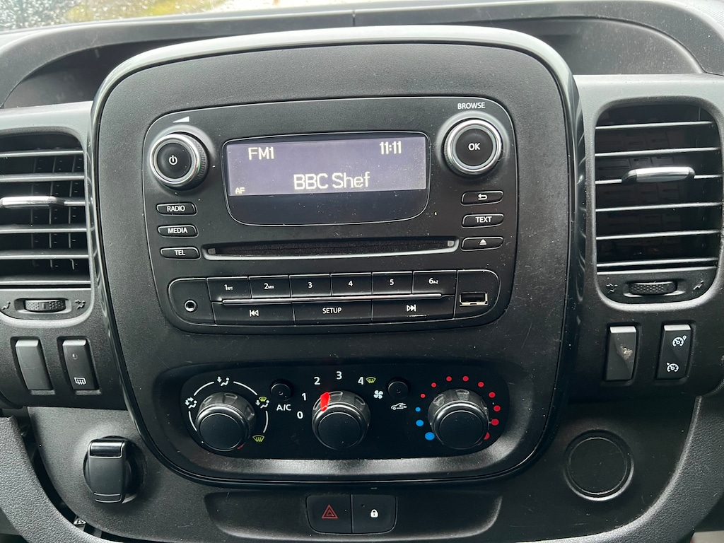 Used Vauxhall Vivaro 2018 for sale - 77640997: Photo 72