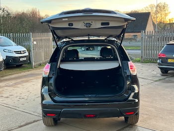 Used Nissan X-Trail 2017 for sale - 76384698: Photo