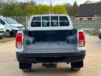 Used Toyota Hilux 2022 for sale - 77786553: Photo