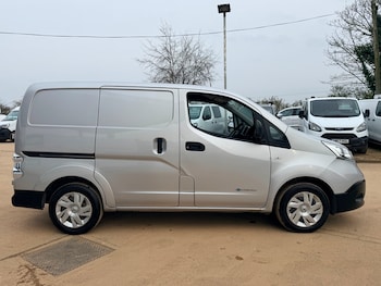 Used Nissan e-NV200 2019 for sale - 77960123: Photo