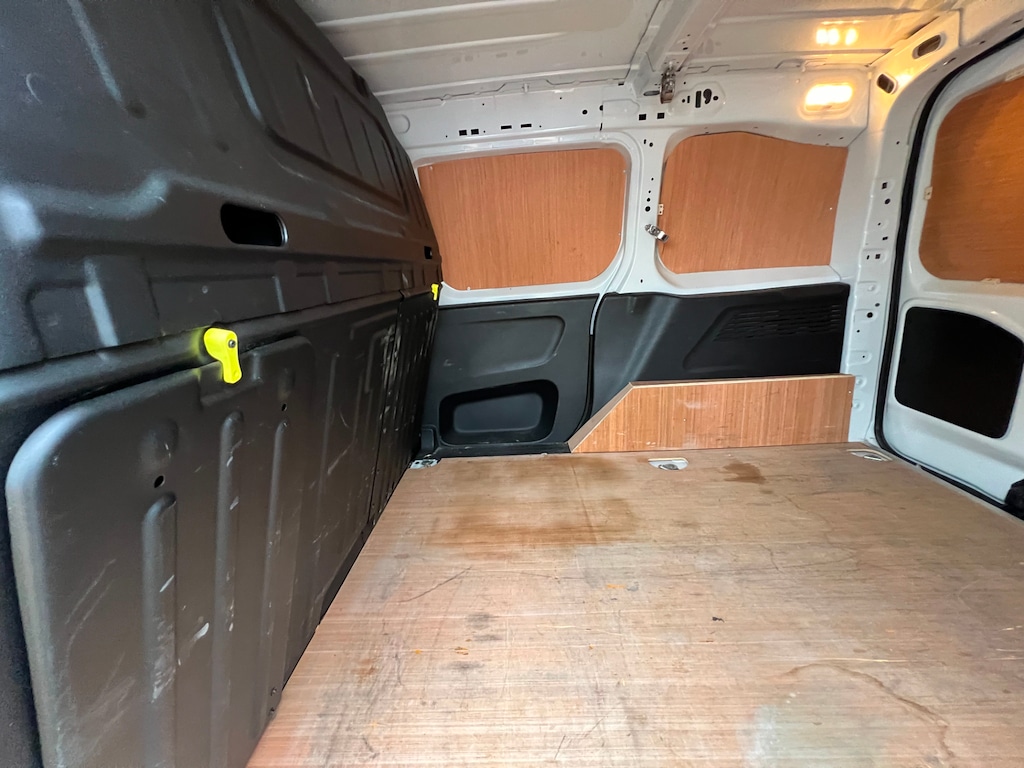 Used Peugeot Partner 2022 for sale - 76384667: Photo 51