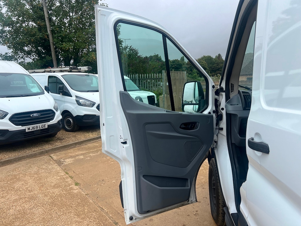 Used Ford Transit 2019 for sale - 76847318: Photo 48