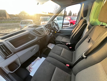 Used Ford Transit 2019 for sale - 76684524: Photo