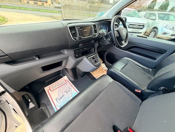 Used Vauxhall Vivaro 2022 for sale - 77691222: Photo