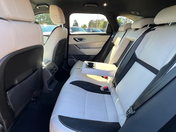 Used Land Rover Range Rover Velar 2019 for sale - 79363840: Photo