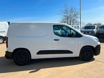 Used Citroen Berlingo 2020 for sale - 77890233: Photo
