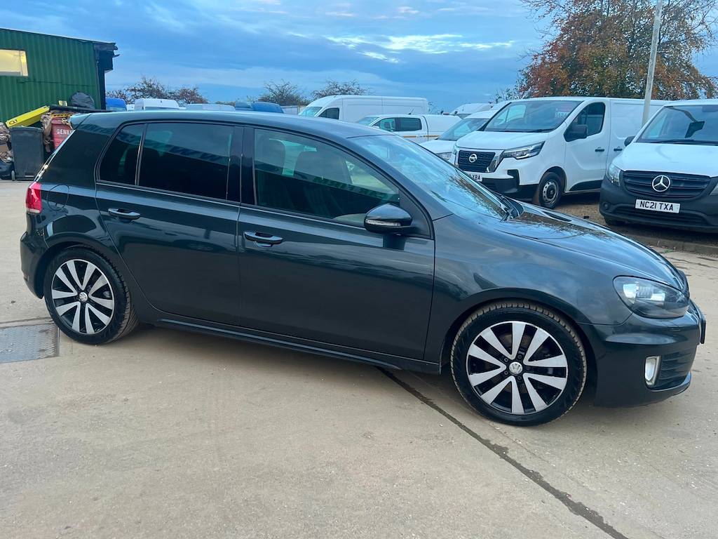 Used Volkswagen Golf 2010 for sale - 76452450: Photo 14