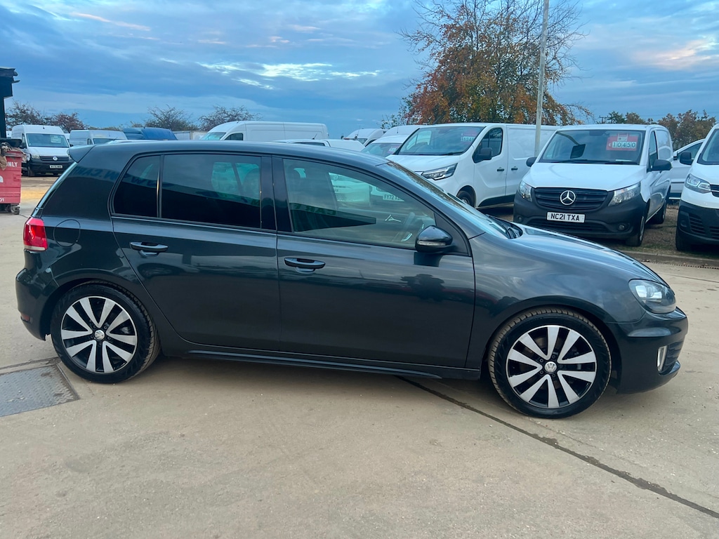 Used Volkswagen Golf 2010 for sale - 76452450: Photo 15