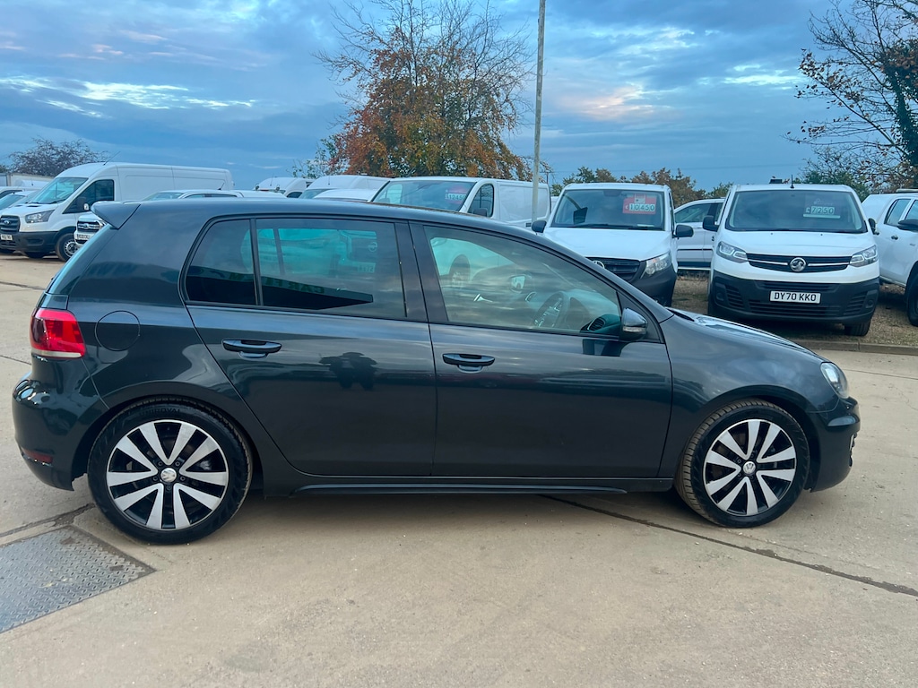 Used Volkswagen Golf 2010 for sale - 76452450: Photo 16