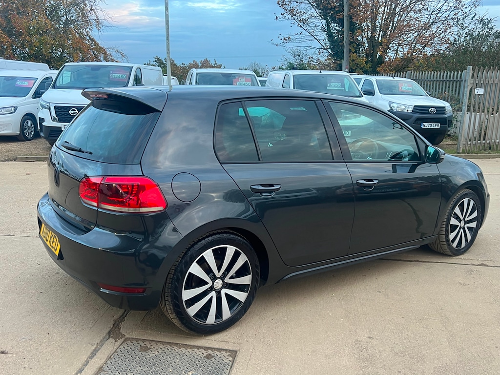 Used Volkswagen Golf 2010 for sale - 76452450: Photo 18