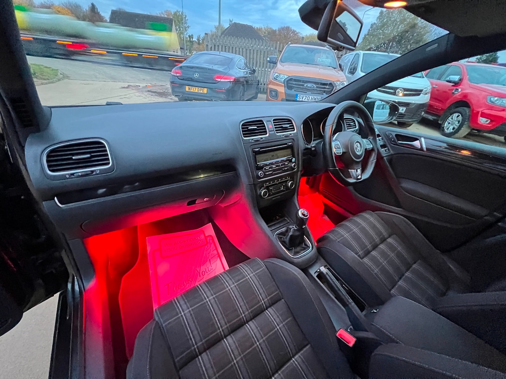 Used Volkswagen Golf 2010 for sale - 76452450: Photo 3