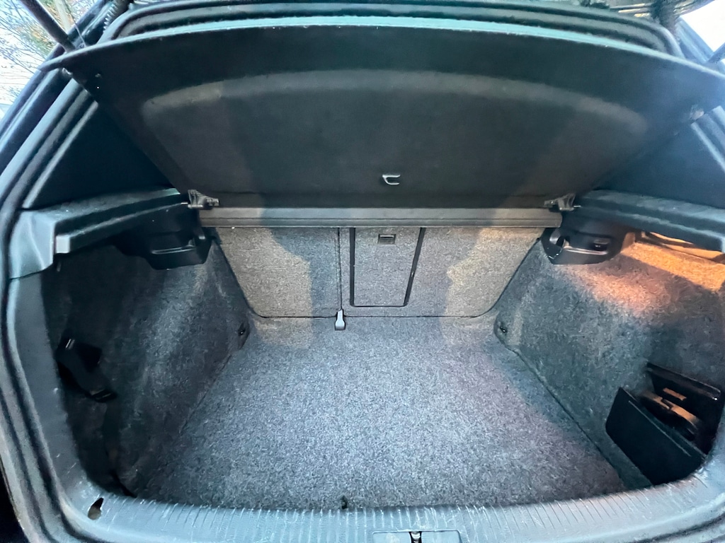 Used Volkswagen Golf 2010 for sale - 76452450: Photo 40