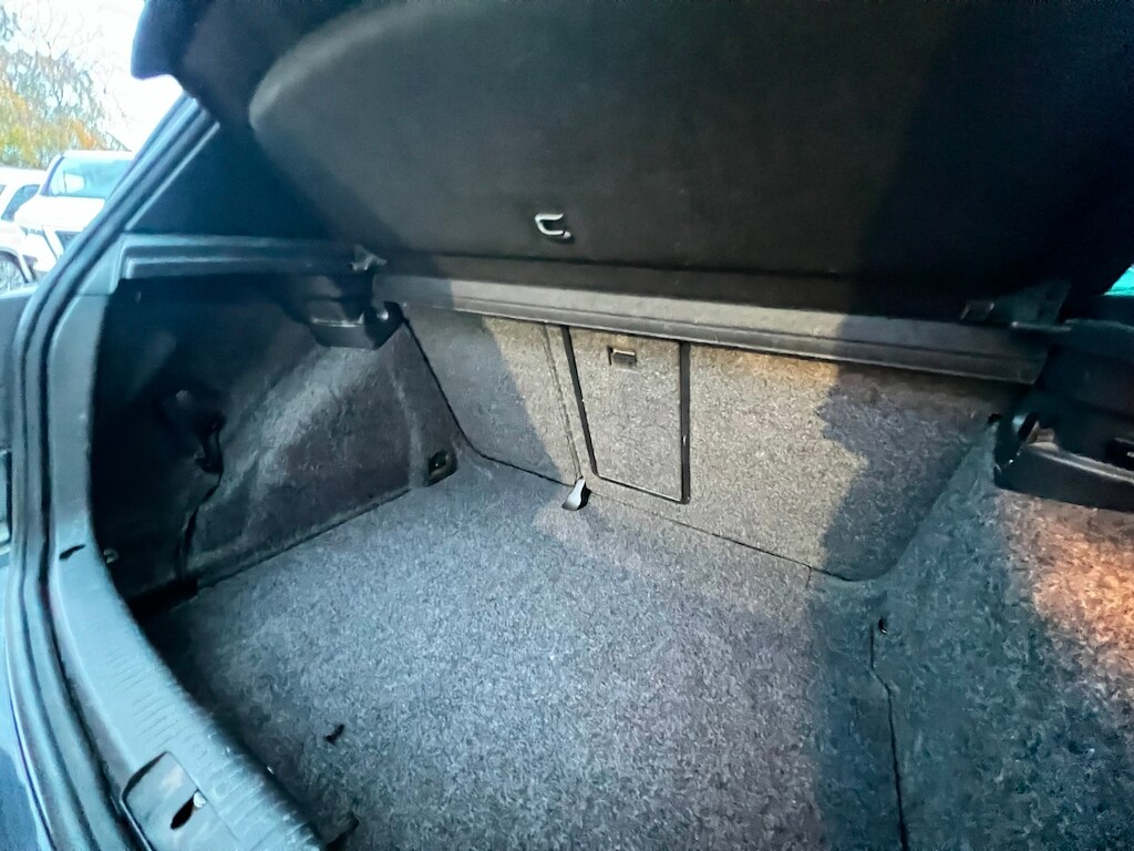 Used Volkswagen Golf 2010 for sale - 76452450: Photo 41