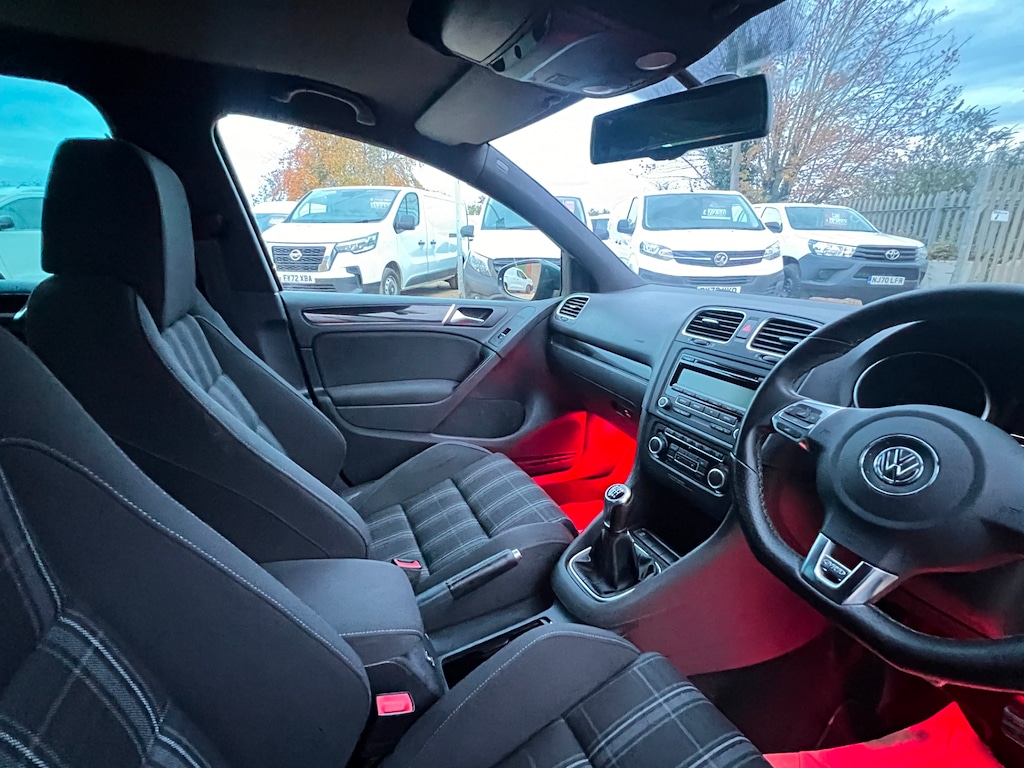 Used Volkswagen Golf 2010 for sale - 76452450: Photo 47