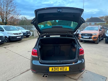 Used Volkswagen Golf 2010 for sale - 76452450: Photo