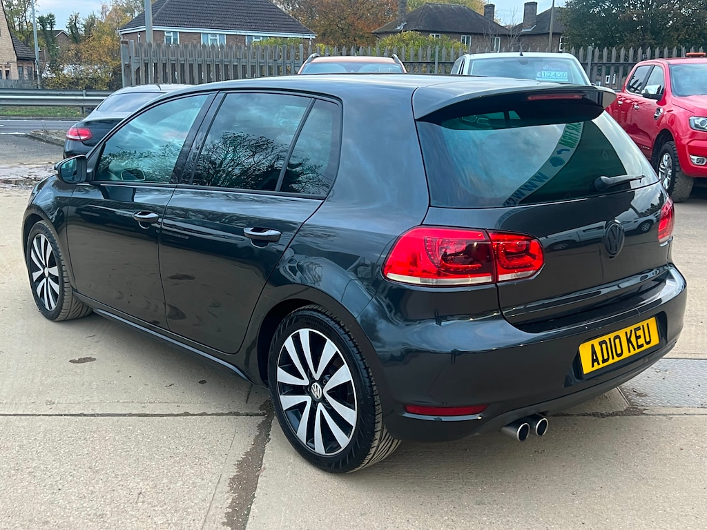 Used Volkswagen Golf 2010 for sale - 76452450: Photo 5