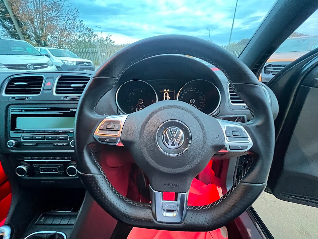 Used Volkswagen Golf 2010 for sale - 76452450: Photo 51