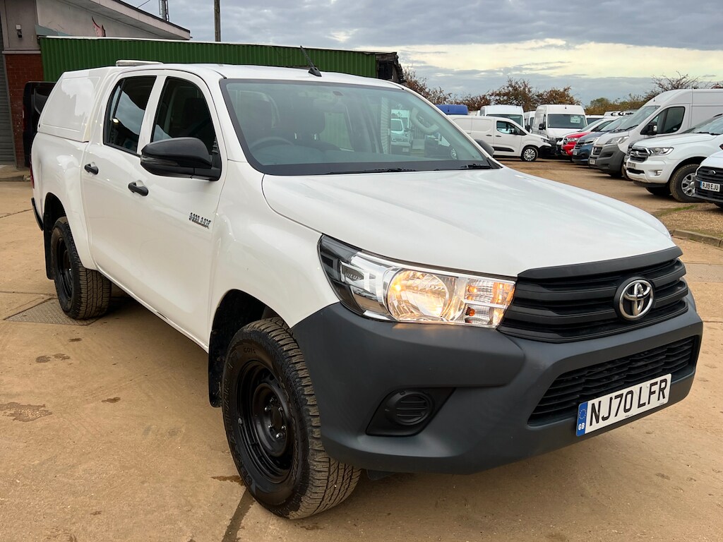 Used Toyota Hilux 2020 for sale - 76117172: Photo 12