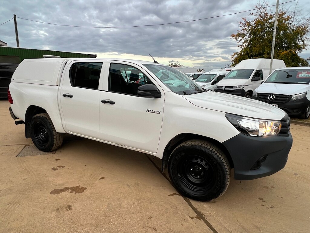 Used Toyota Hilux 2020 for sale - 76117172: Photo 13