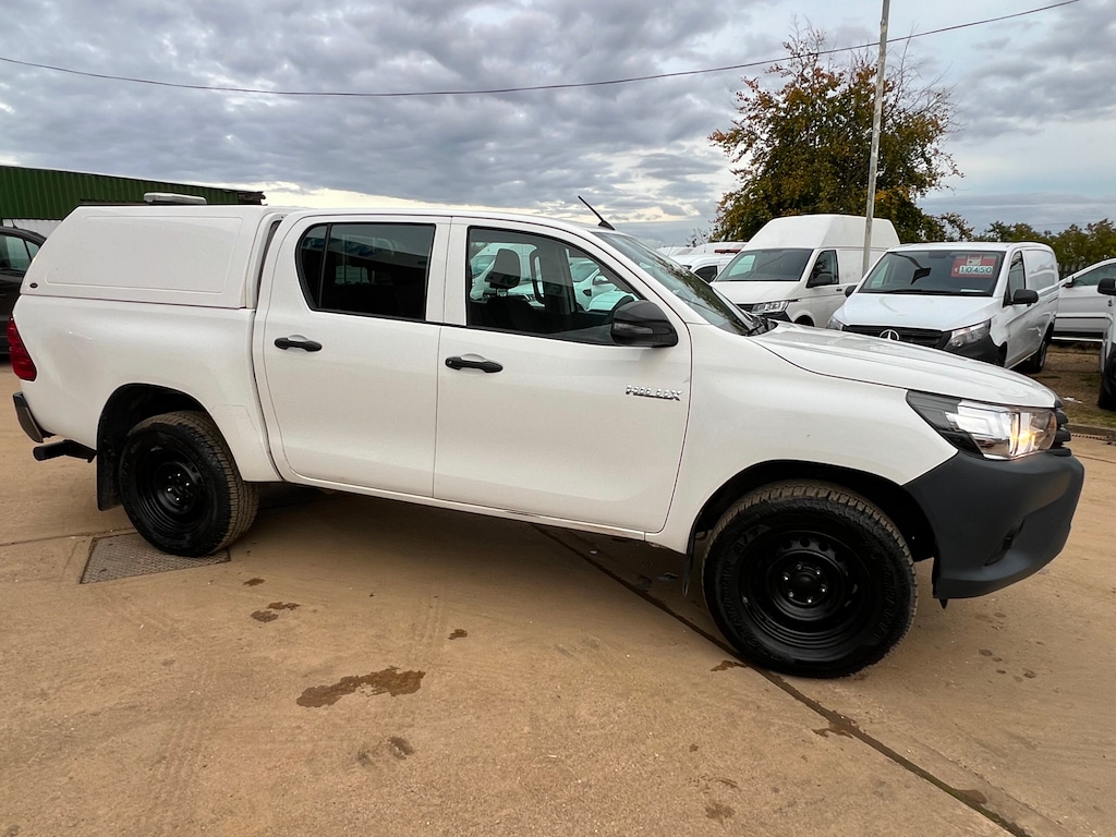 Used Toyota Hilux 2020 for sale - 76117172: Photo 14