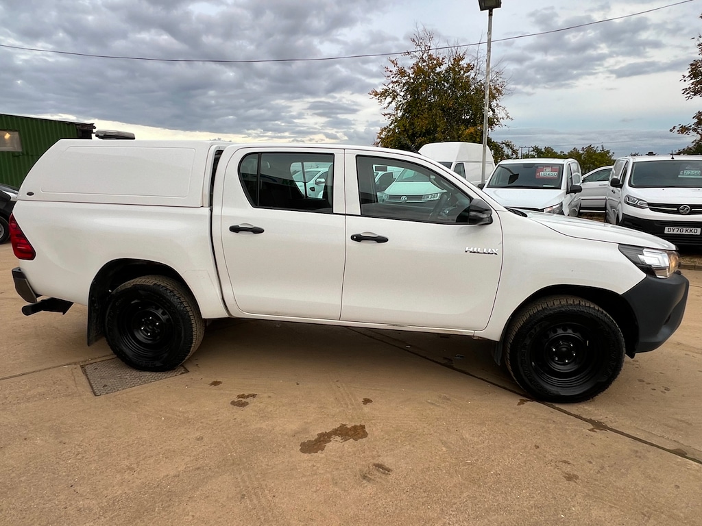 Used Toyota Hilux 2020 for sale - 76117172: Photo 15