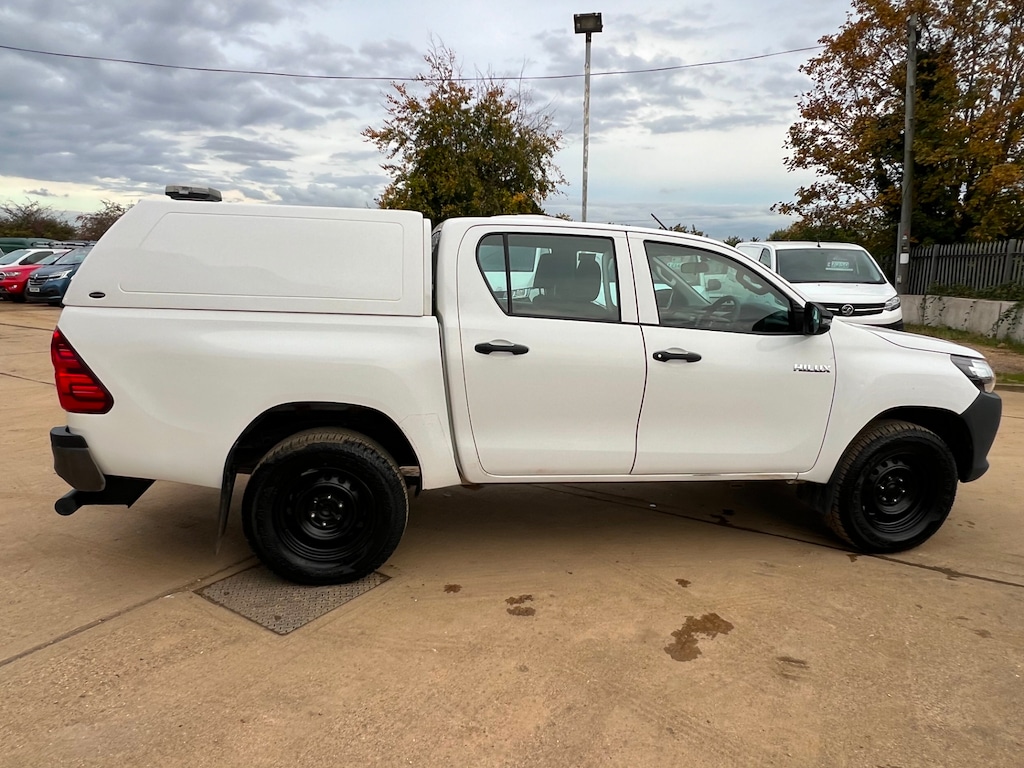 Used Toyota Hilux 2020 for sale - 76117172: Photo 17