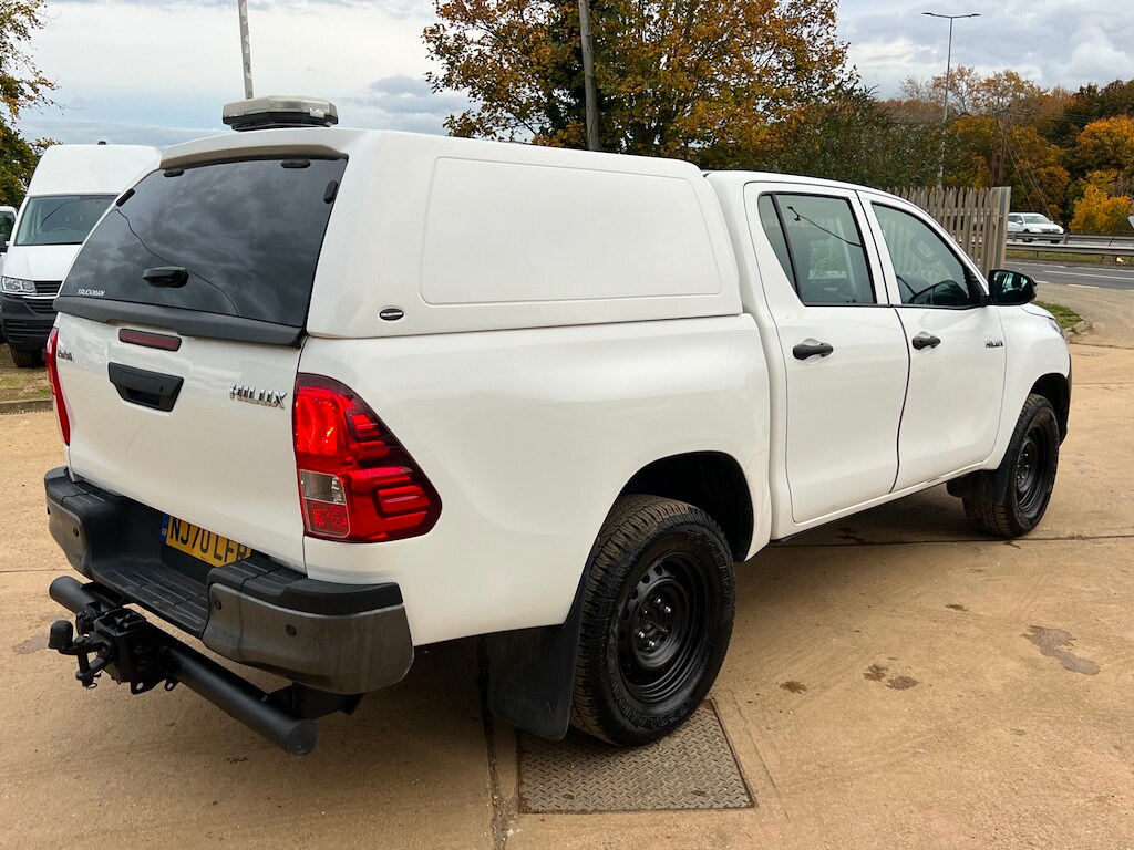 Used Toyota Hilux 2020 for sale - 76117172: Photo 21