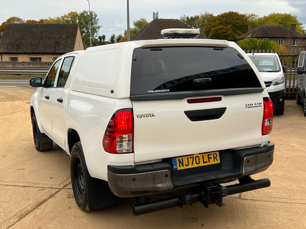 Used Toyota Hilux 2020 for sale - 76117172: Photo 28