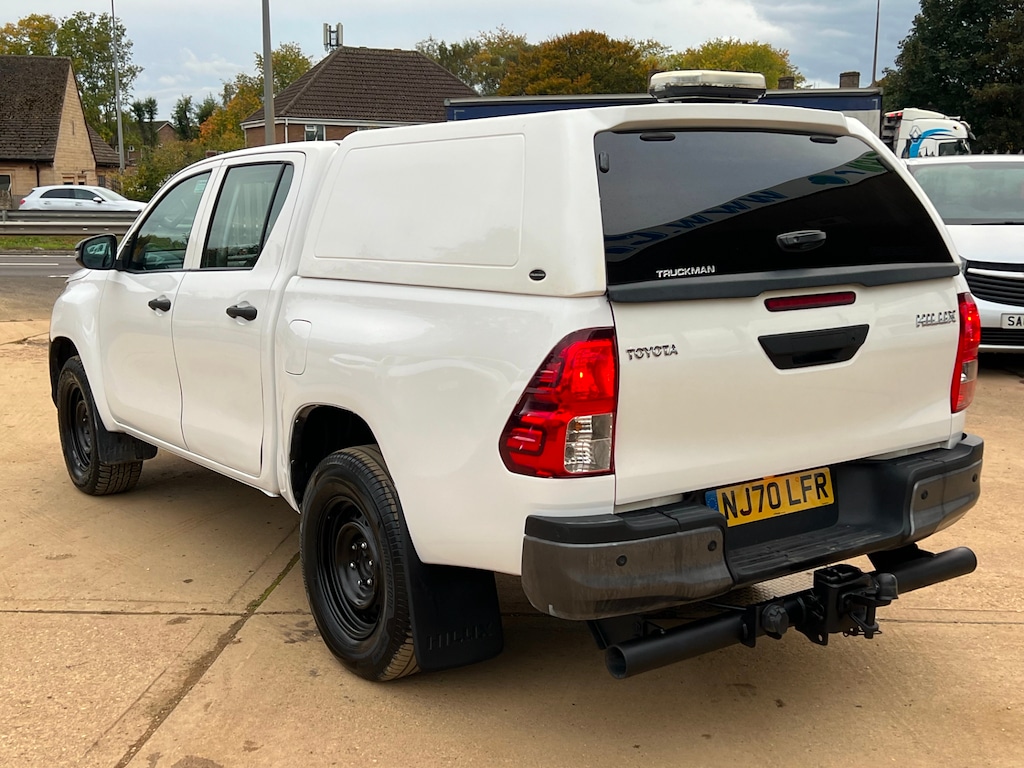 Used Toyota Hilux 2020 for sale - 76117172: Photo 29