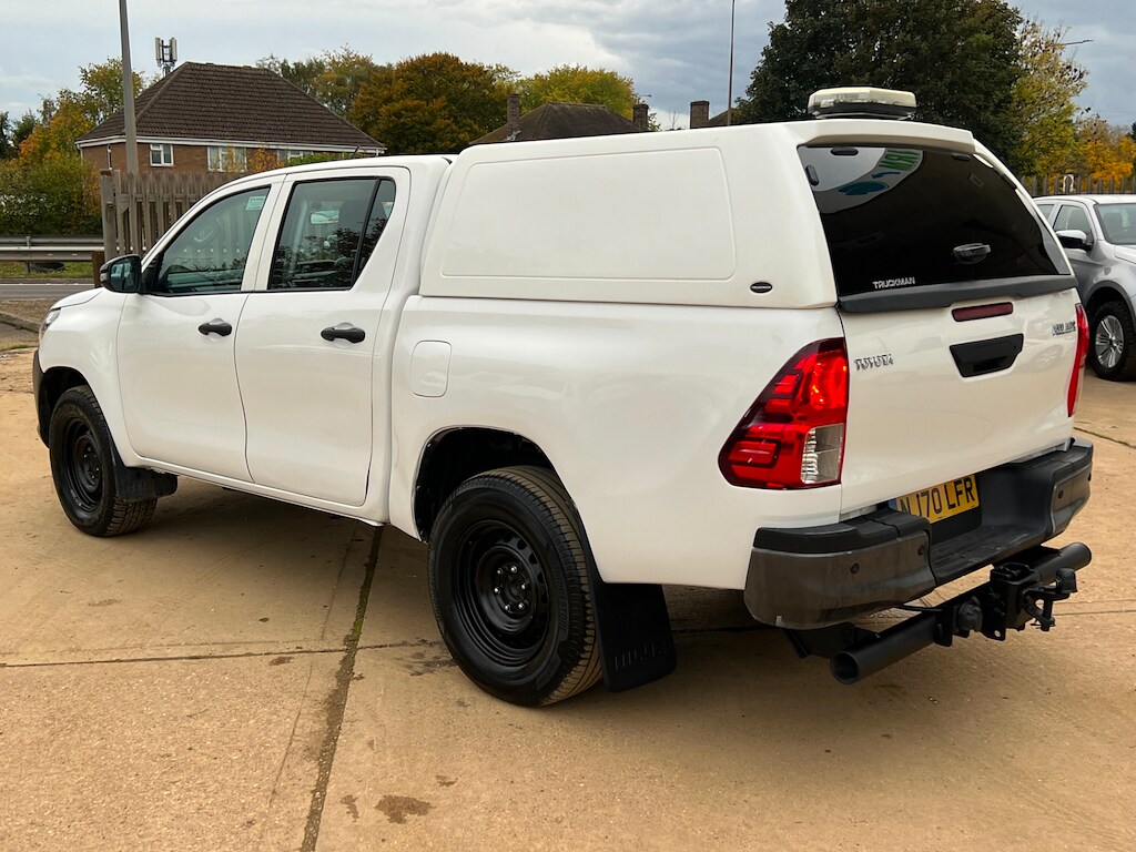 Used Toyota Hilux 2020 for sale - 76117172: Photo 30